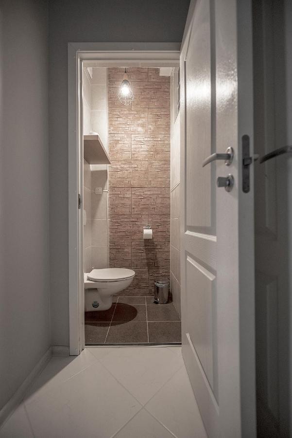 Valeri Aprtment Apartment Каунас Екстериор снимка